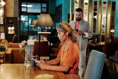 Applis de rencontre et IA : Bumble, Hinge, Grindr et Amata changent les règles du jeu